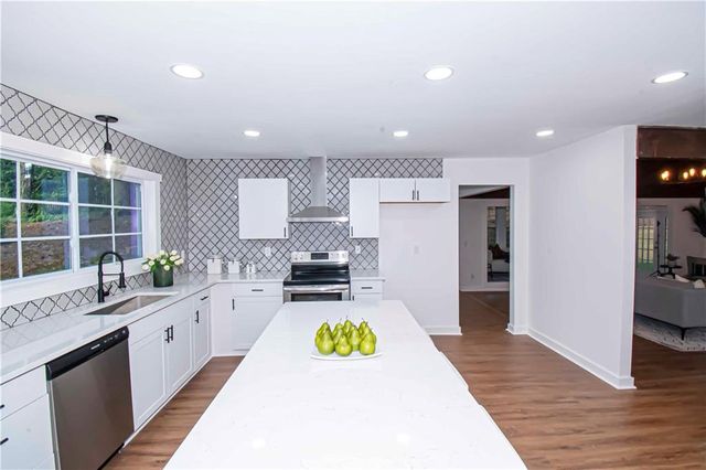 776 Fairfield Drive, Marietta, GA 30068