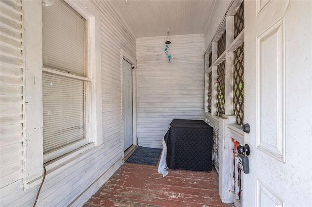 1217 54th Street, Galveston, TX 77551