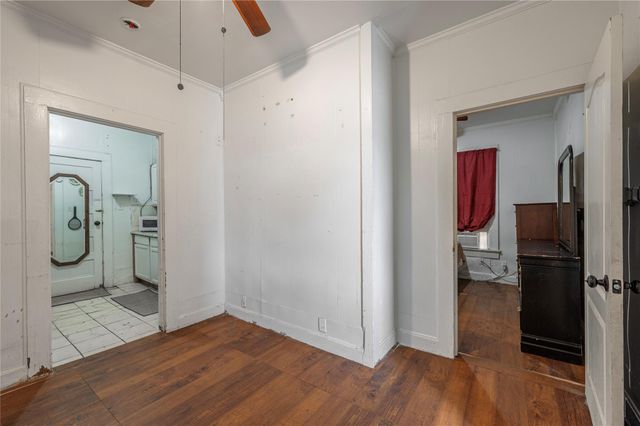 1217 54th Street, Galveston, TX 77551