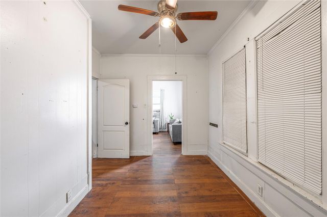 1217 54th Street, Galveston, TX 77551