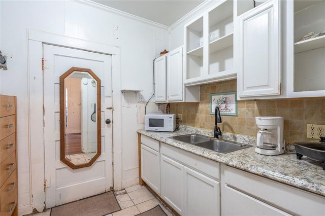 1217 54th Street, Galveston, TX 77551