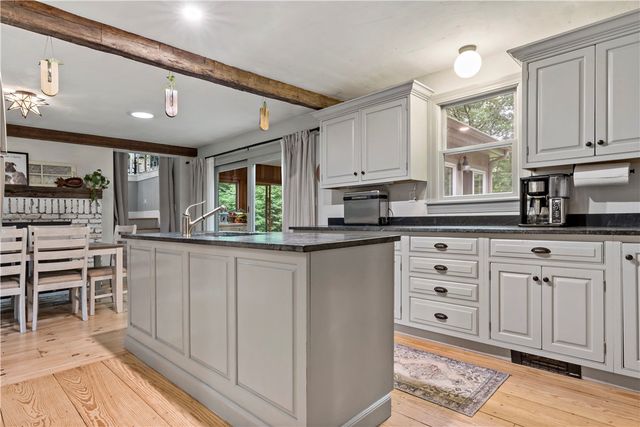 172 Estelle Drive, South Kingstown, RI 02892
