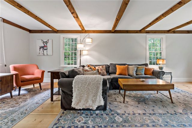 172 Estelle Drive, South Kingstown, RI 02892