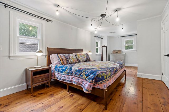 172 Estelle Drive, South Kingstown, RI 02892