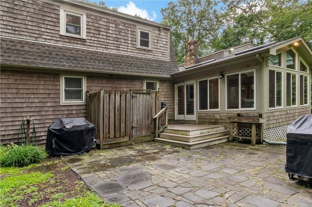 172 Estelle Drive, South Kingstown, RI 02892