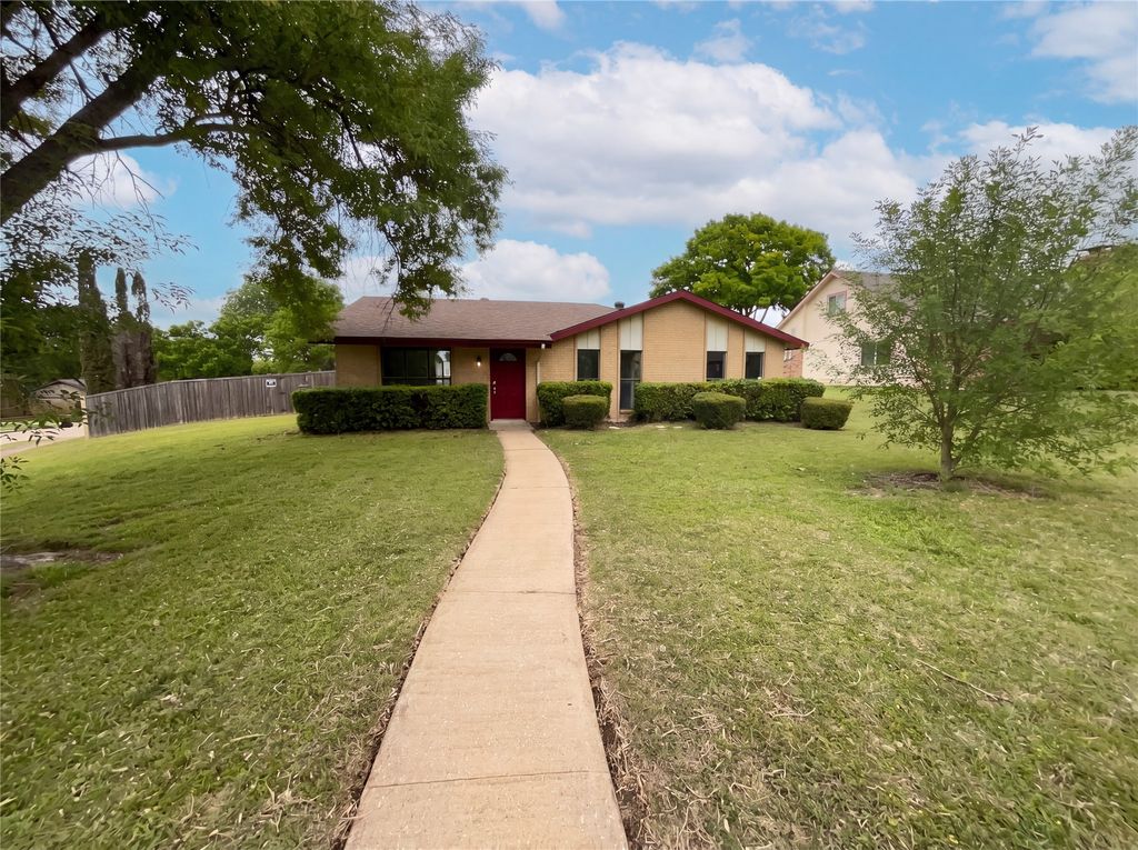 3801 Grecian Court, Plano, TX 75074