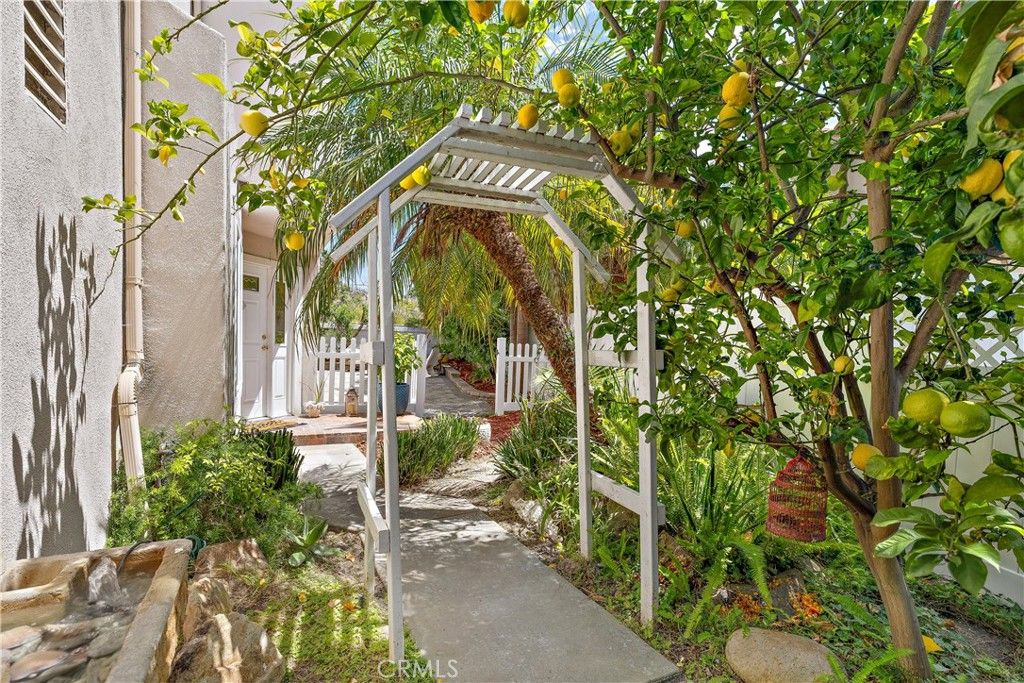 33 Gullwing, Laguna Niguel, CA 92677 — photo 5