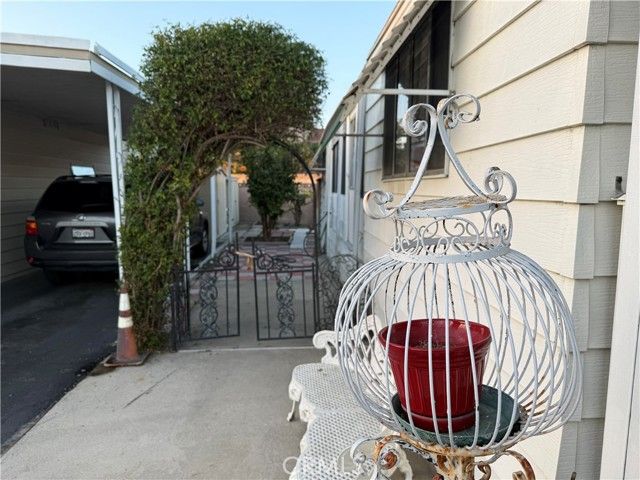 4117 McFadden 603, Santa Ana, CA 92704