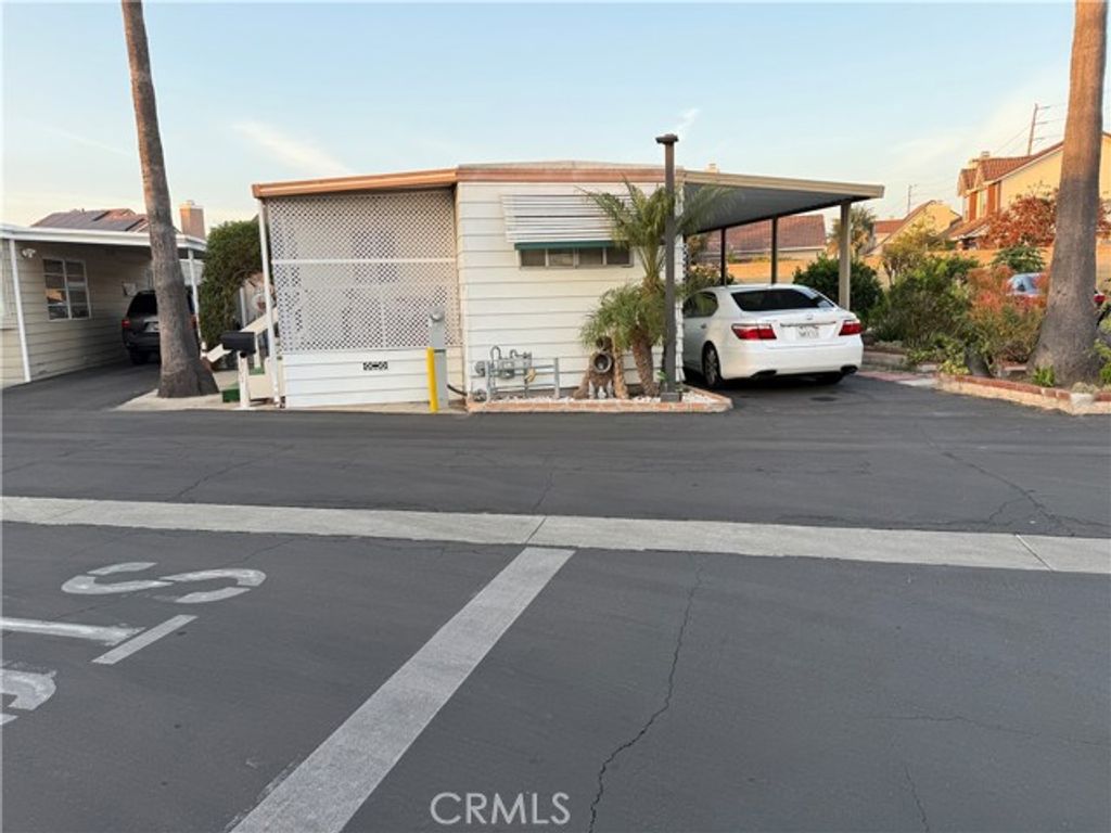 4117 McFadden 603, Santa Ana, CA 92704