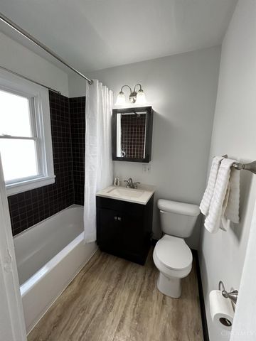 1802 Lawn Ave, Cincinnati, OH 45237