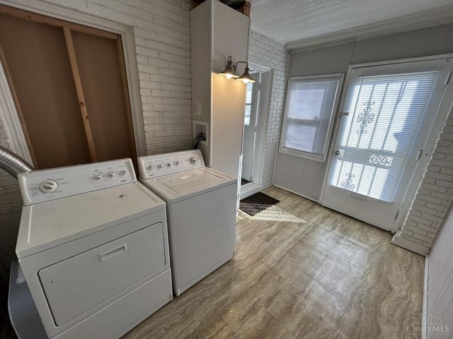 1802 Lawn Ave, Cincinnati, OH 45237