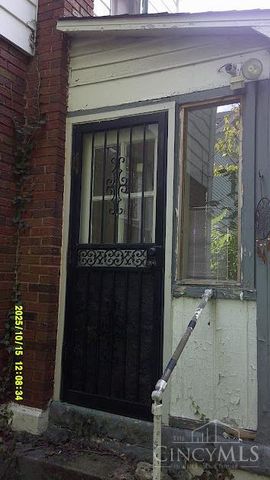 1802 Lawn Ave, Cincinnati, OH 45237