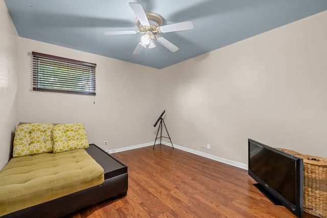 4035 Kings Ln, Nashville, TN 37218