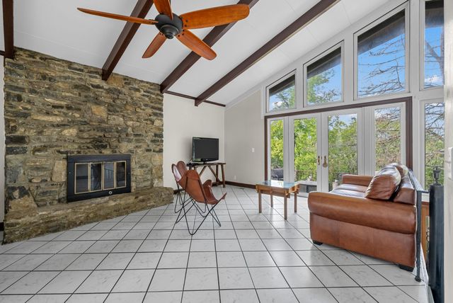 4035 Kings Ln, Nashville, TN 37218