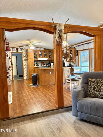 133 Mill Creek Road, Elizabethton, TN 37643