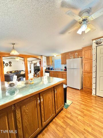 133 Mill Creek Road, Elizabethton, TN 37643