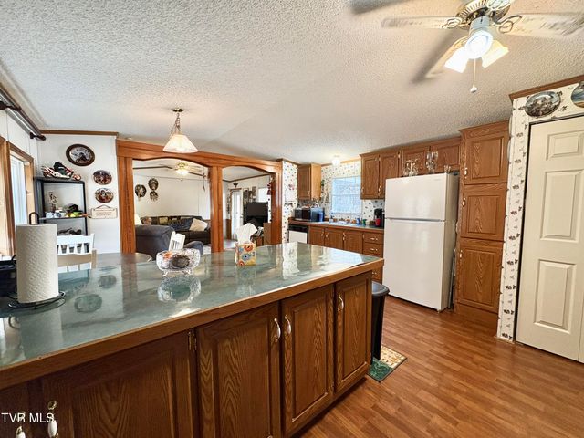 133 Mill Creek Road, Elizabethton, TN 37643