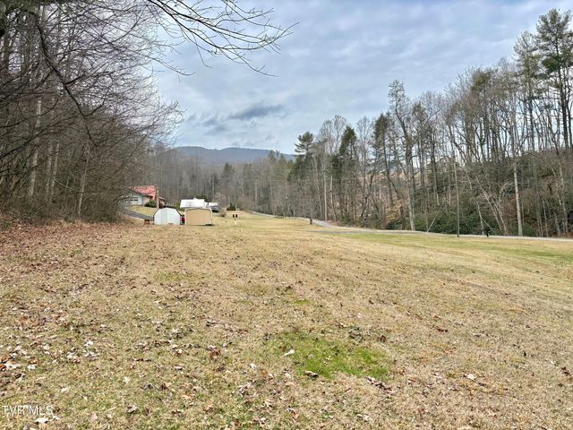 133 Mill Creek Road, Elizabethton, TN 37643