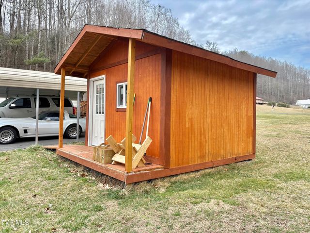 133 Mill Creek Road, Elizabethton, TN 37643