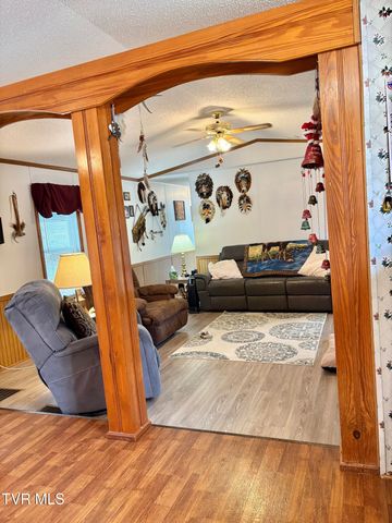 133 Mill Creek Road, Elizabethton, TN 37643