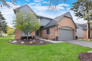 37814 Avon Lane, Farmington Hills, MI 48331