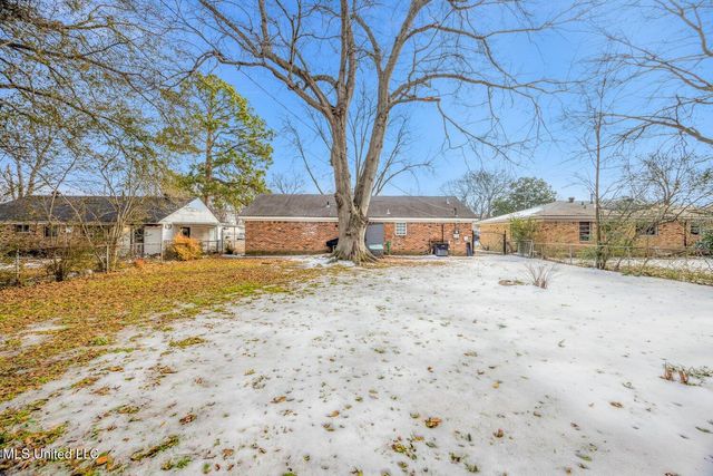 8439 Booneville Drive, Southaven, MS 38671