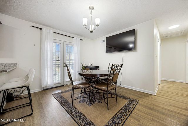 8439 Booneville Drive, Southaven, MS 38671