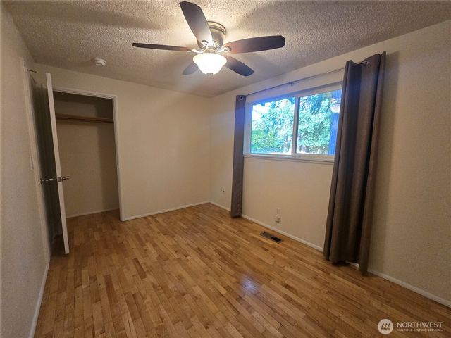 10811 108th ST SW, Lakewood, WA 98498