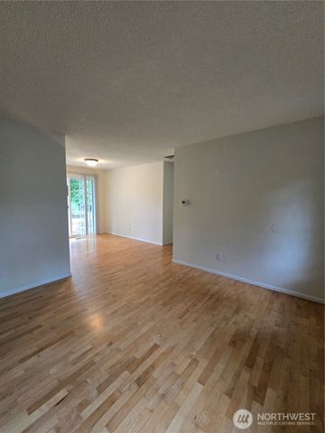 10811 108th ST SW, Lakewood, WA 98498