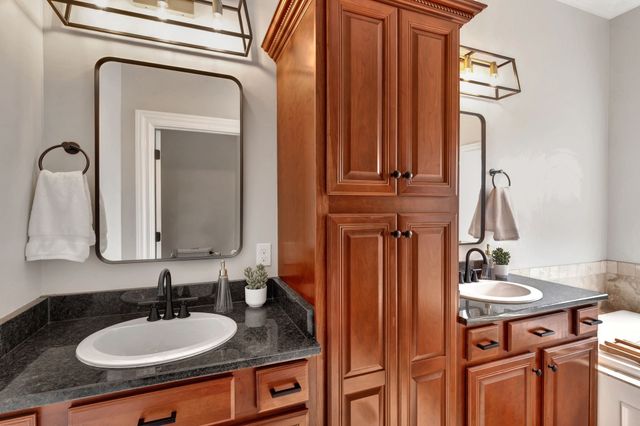 5904 Old Harding Pike, Nashville, TN 37205