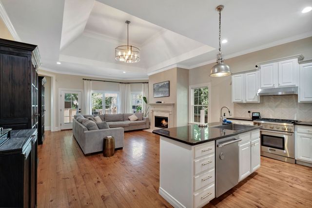 5904 Old Harding Pike, Nashville, TN 37205