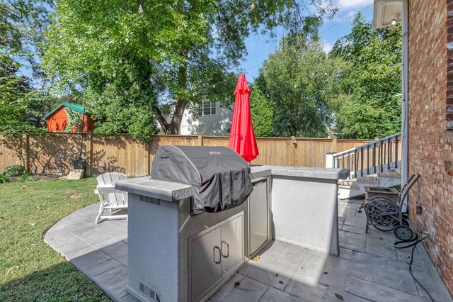 5904 Old Harding Pike, Nashville, TN 37205