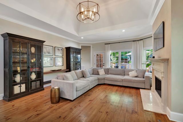 5904 Old Harding Pike, Nashville, TN 37205