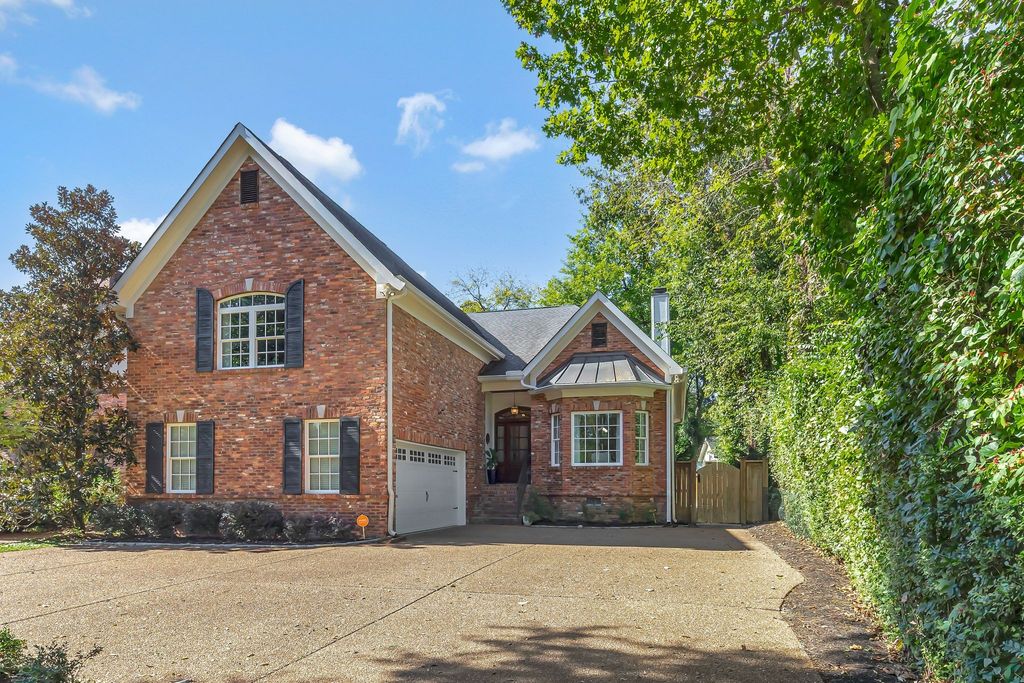 5904 Old Harding Pike, Nashville, TN 37205