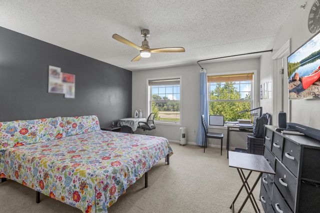 8334 Labont Way 45, Eden Prairie, MN 55344