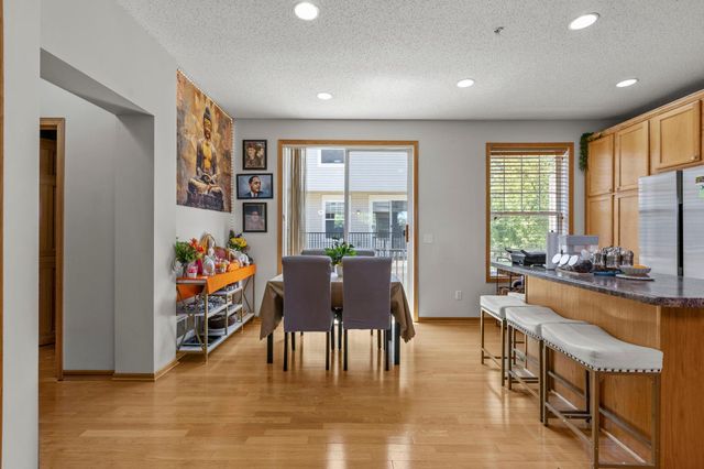 8334 Labont Way 45, Eden Prairie, MN 55344