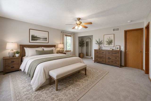 7710 Jonathan Avenue S, Cottage Grove, MN 55016