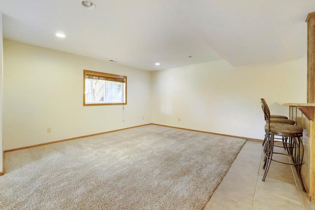 7710 Jonathan Avenue S, Cottage Grove, MN 55016