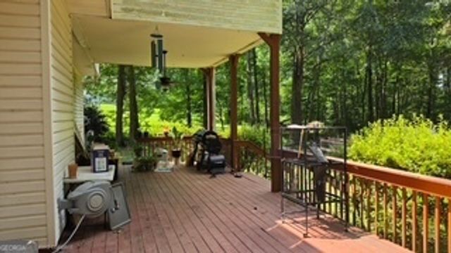215 Ashley Trace Drive, Locust Grove, GA 30248