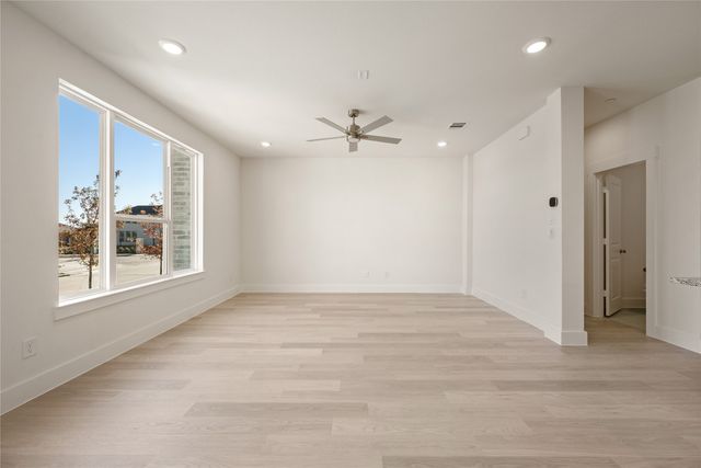 9613 Dahlia Boulevard, Mesquite, TX 75126