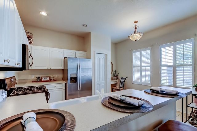 24607 VICTORIA WOOD COURT, Lutz, FL 33559