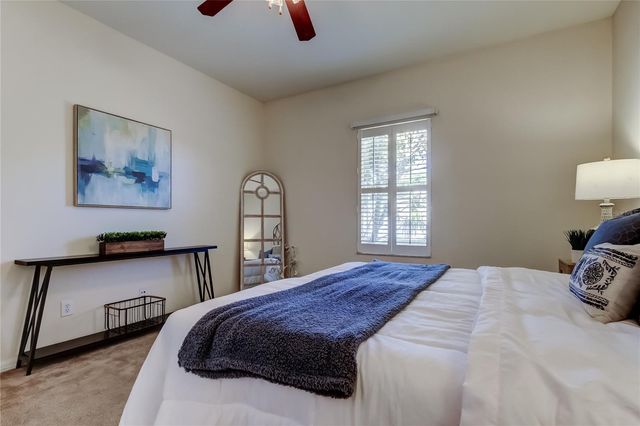 24607 VICTORIA WOOD COURT, Lutz, FL 33559