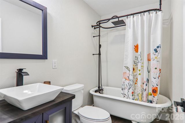 169 East Street, Waynesville, NC 28786