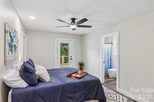 169 East Street, Waynesville, NC 28786