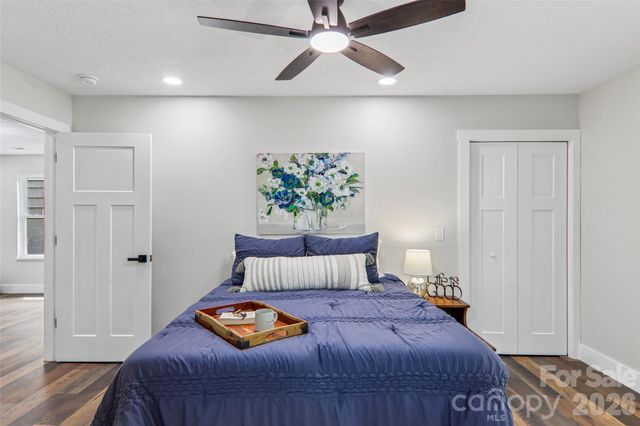 169 East Street, Waynesville, NC 28786