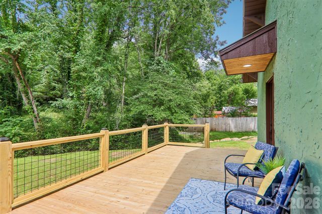 169 East Street, Waynesville, NC 28786