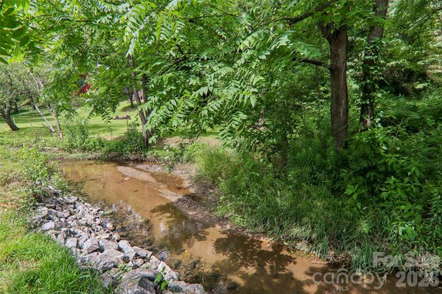 169 East Street, Waynesville, NC 28786