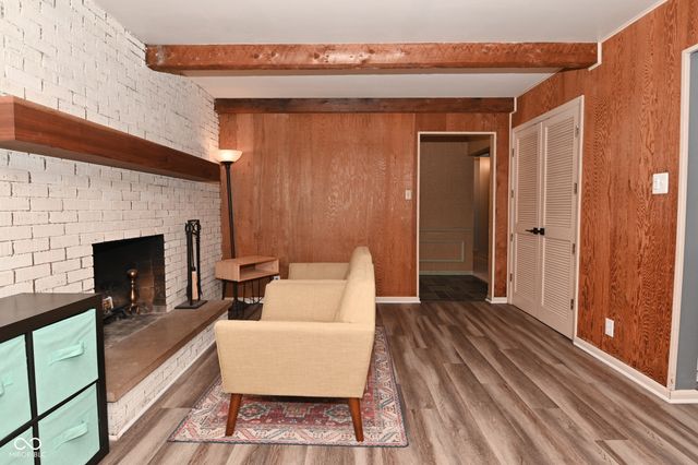 6831 Whisper Oaks Court, Indianapolis, IN 46214