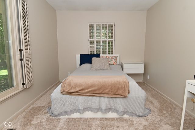 6831 Whisper Oaks Court, Indianapolis, IN 46214