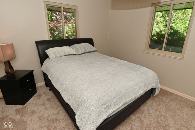 6831 Whisper Oaks Court, Indianapolis, IN 46214
